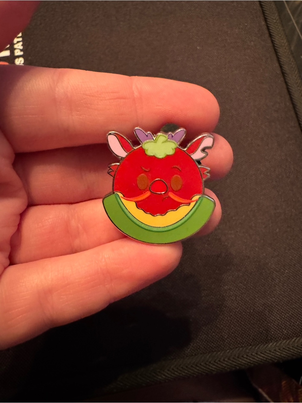 2023 Disney Parks Munchlings Series 2 Mystery Pin - Mushu Celery Boat Tomatoes